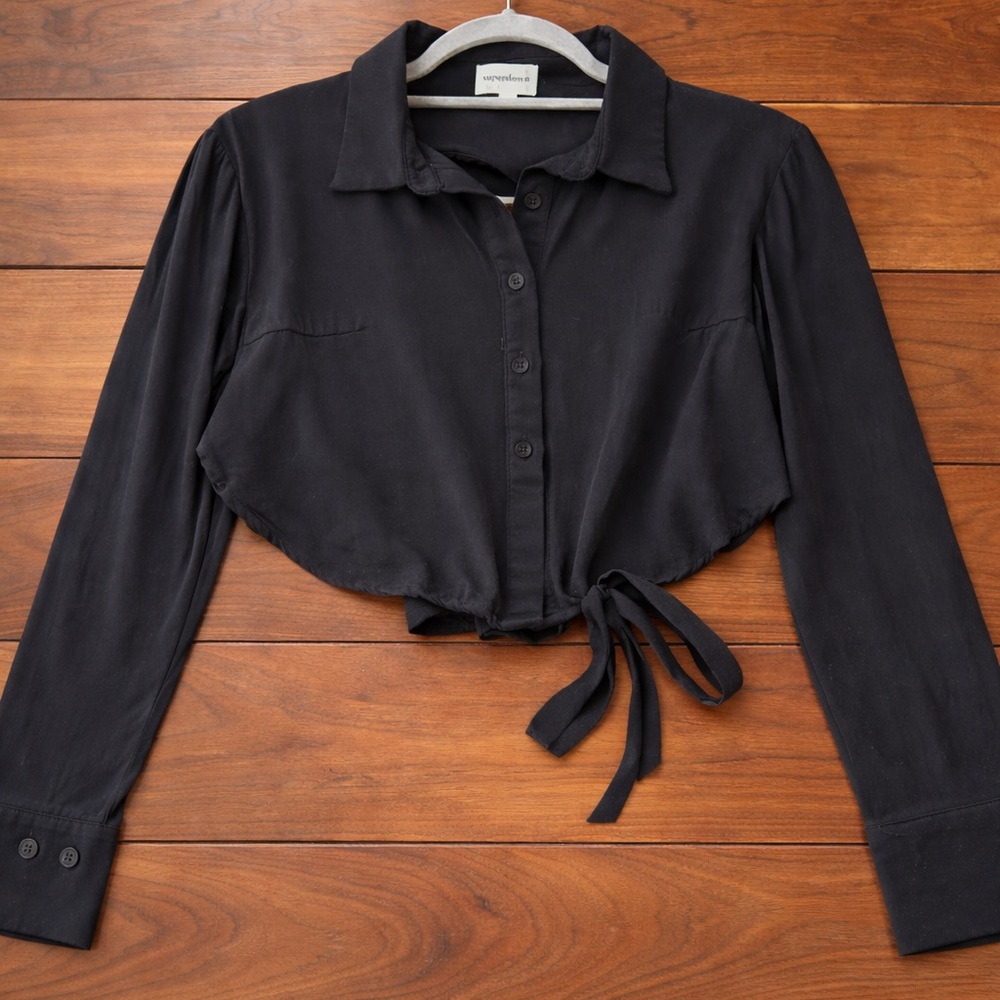 Superdown Charcoal Button-Up Women's Shirt